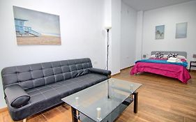 Mercado Huelin Apartments